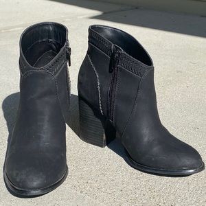 Ankle boots